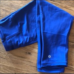 LULULEMON Crop Leggings Size 4 - Royal Blue